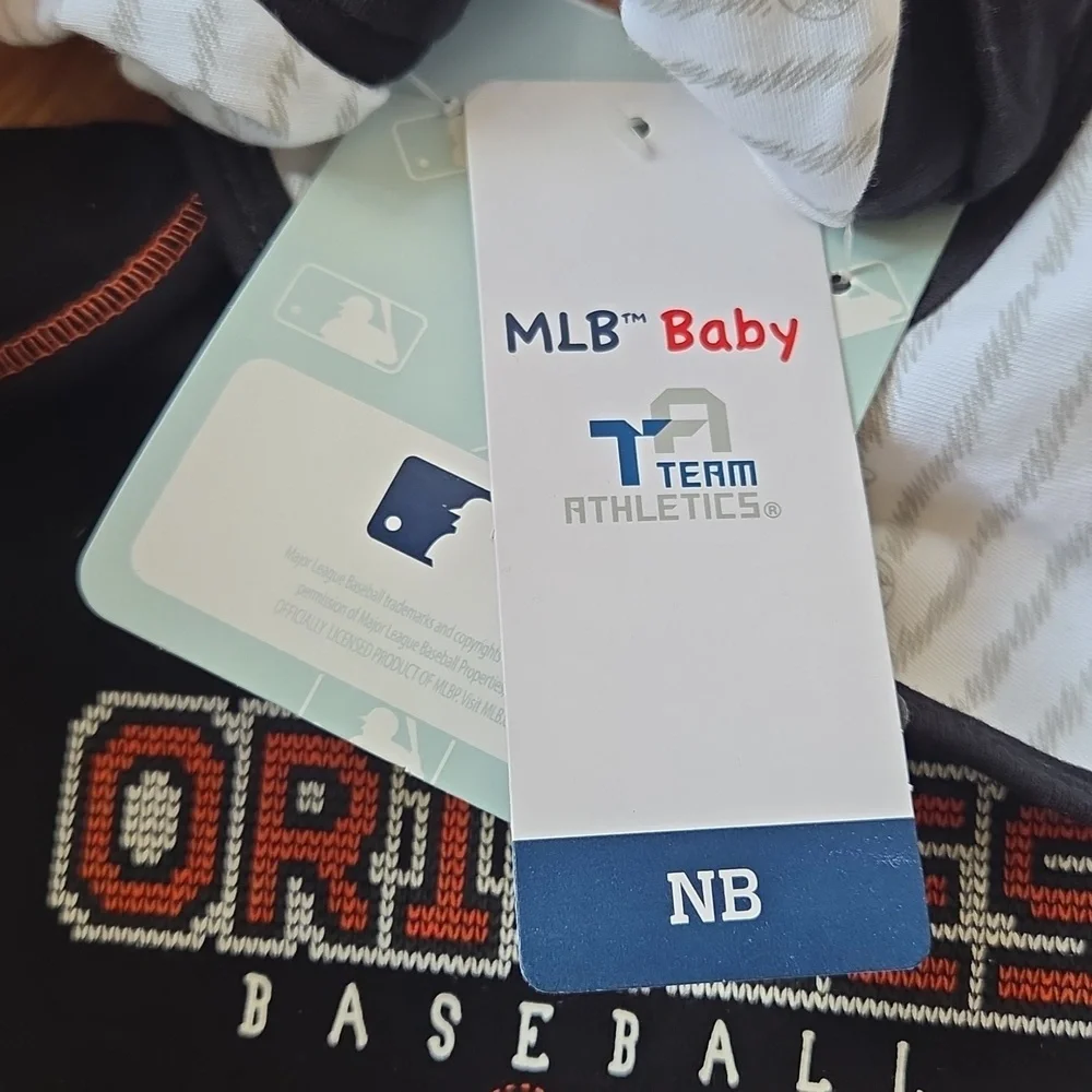MLB Baltimore Orioles Baby Set Newborn, 6-9M NWT Bodysuit, Bib, Booties Baseball